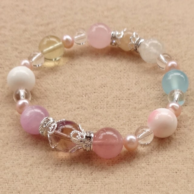 アメトリンや甲州乙女水晶などを使用したブレスレット