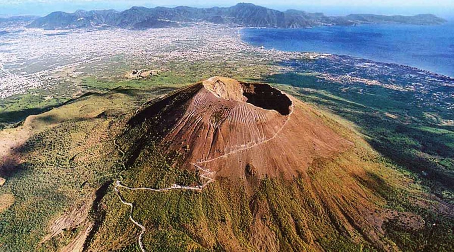イタリアのベスビアス火山